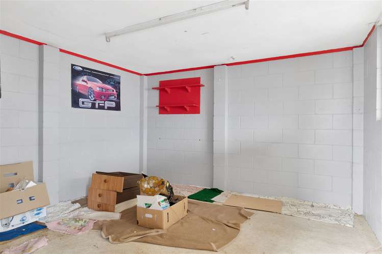 29 Avro Crescent Hornby_20