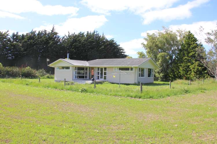 82 Pike Road Winton Surrounds_16