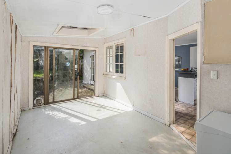 227 Marine Parade Seatoun_10