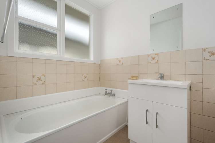 12 Alverstoke Road Parkvale_11