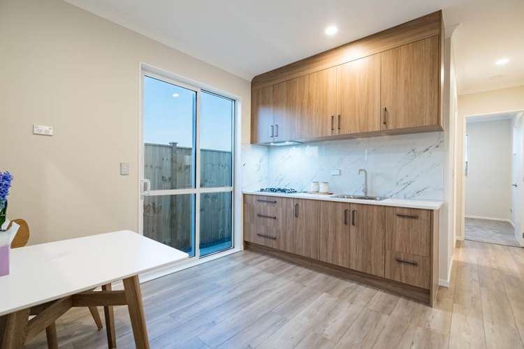 29 Horsefields Drive Flat Bush_10