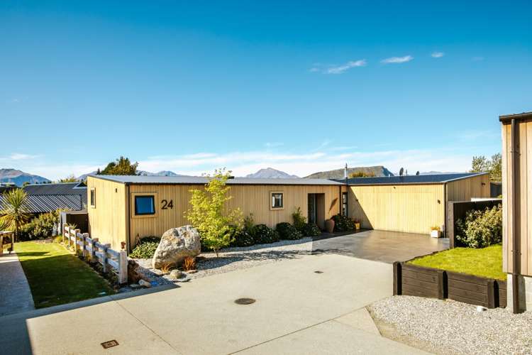 24 Stackbrae Avenue Wanaka_8