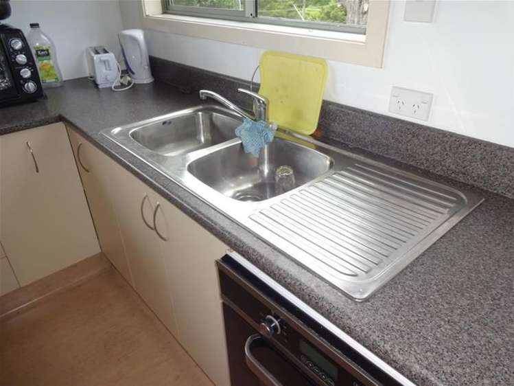 689 Te Waitere Road Taharoa_8