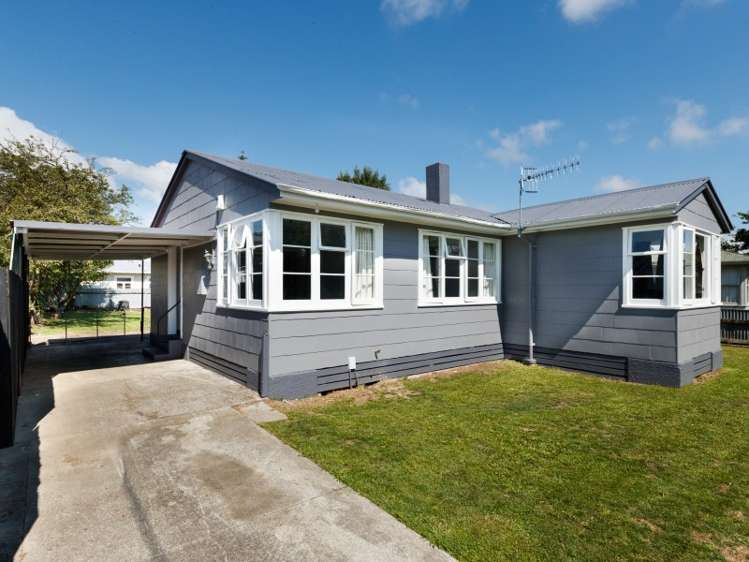 6 Mersey Terrace Roslyn_13