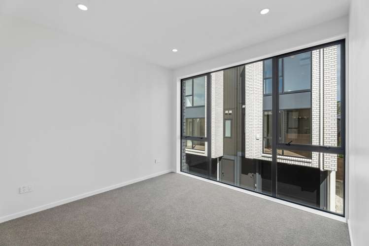 7/36 Thatcher Street Mission Bay_7