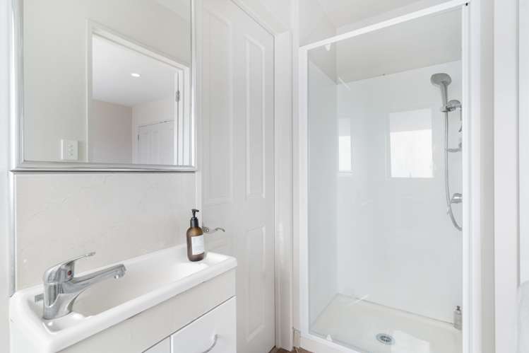 37 Lilybank Crescent East Tamaki_9