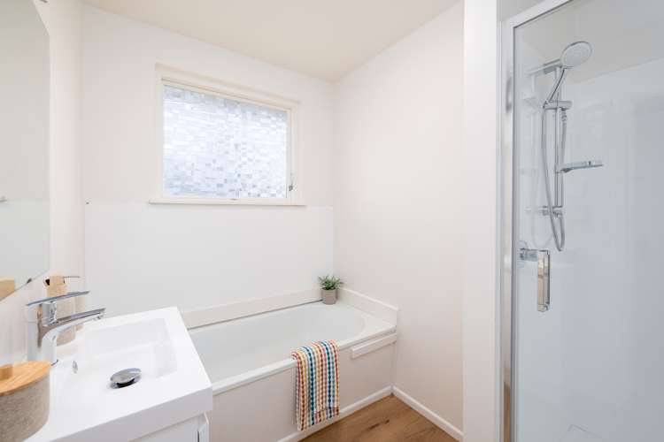 855 Ferry Road Woolston_12