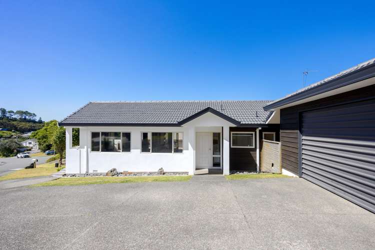 11 Kestrel Heights Arkles Bay_24