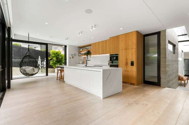 48 Edmund Street St Heliers_13