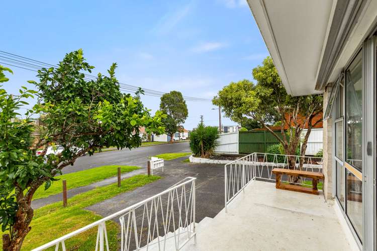 1/31 Craigbank Avenue New Lynn_10