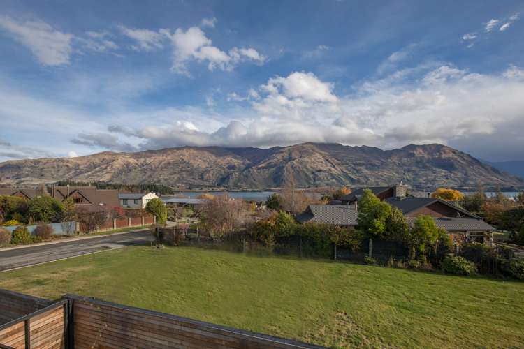 2a Waimana Place Wanaka_3