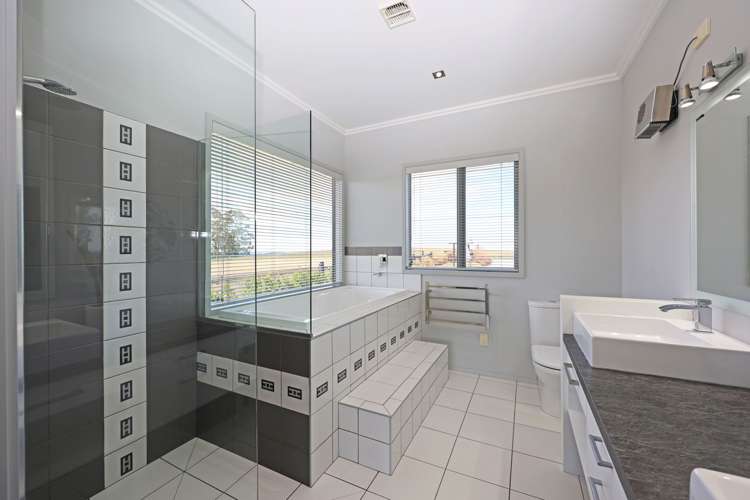 406 Devils Bridge Road Oamaru_23