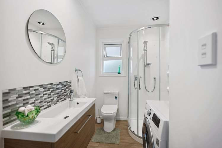 1/131 Swanson Road Henderson_12