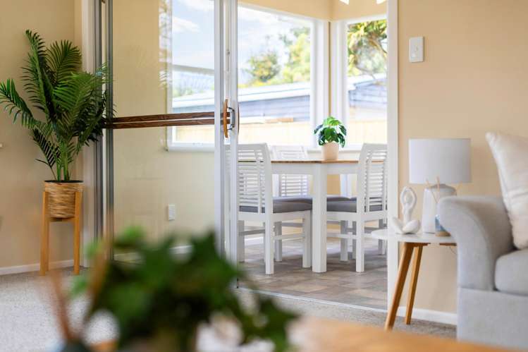 58 California Drive Totara Park_18