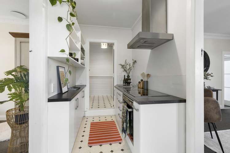 10 Harrold Street Highbury_16