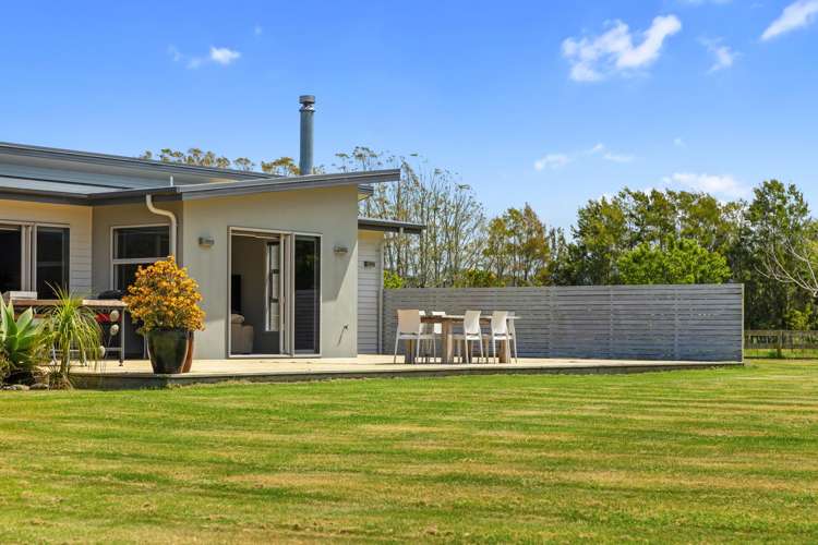29 Royal Ascot Drive Papamoa_16
