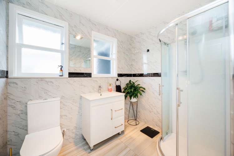 104 Clyde Crescent Roslyn_8