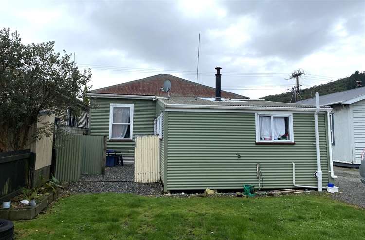 12 Murray Street Greymouth_16