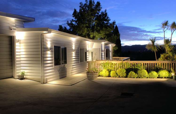 162a Glengarry Road Glen Eden_19