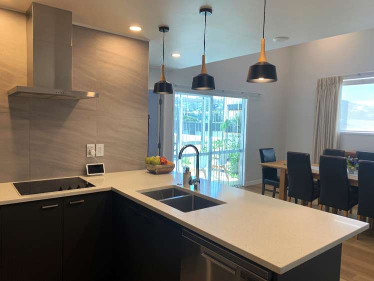 1/9 Broderick Road Johnsonville_8