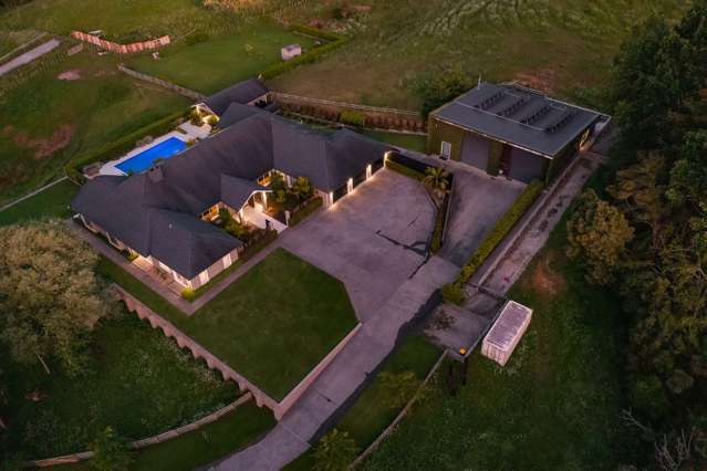 MASONRY RETREAT -Schist and Timber