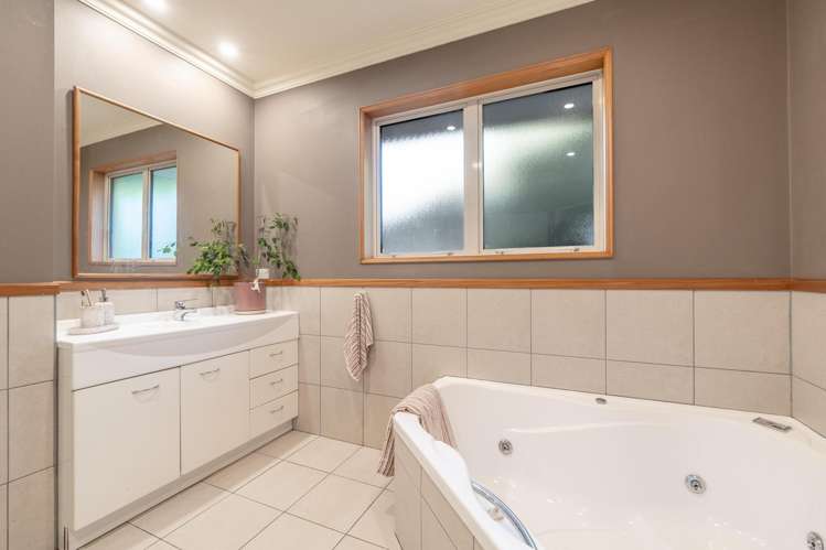 110 Aicken Road Otatara_21