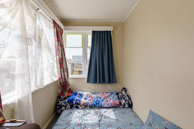 1019 Saint Aubyn Street West Hastings Central_3