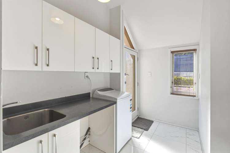 6 Aiken Road St Johns Hill_11