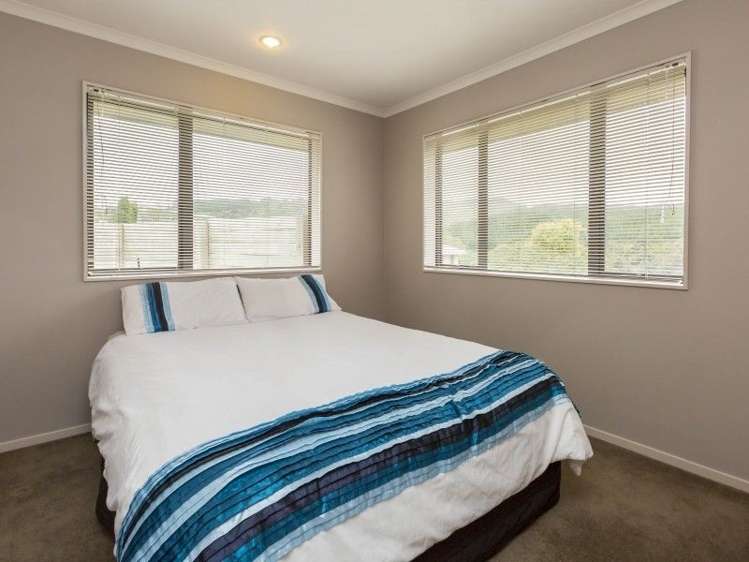 6 Mcewen Crescent Riverstone Terraces_12