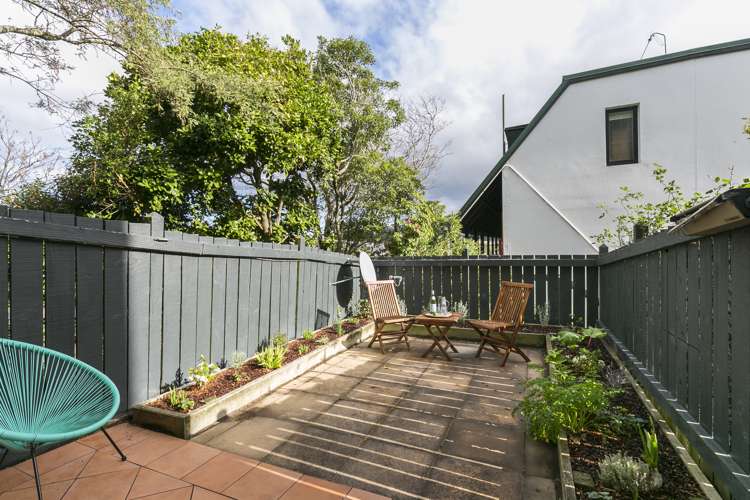 43/46 Hiropi Street Newtown_9