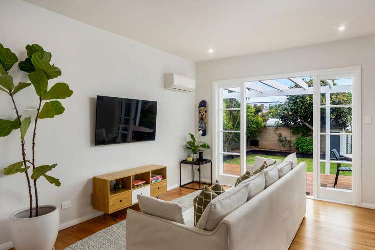 39 Harlston Road Mt Albert_7