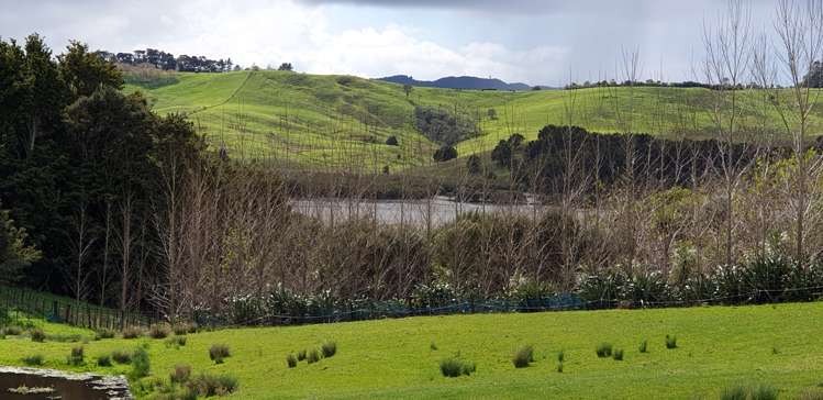 105 Jumna Road Maungaturoto_10