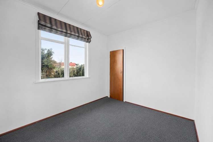 4 Buchanan Place Hawera_13