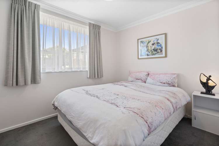 8 Omaha Grove Totara Park_8