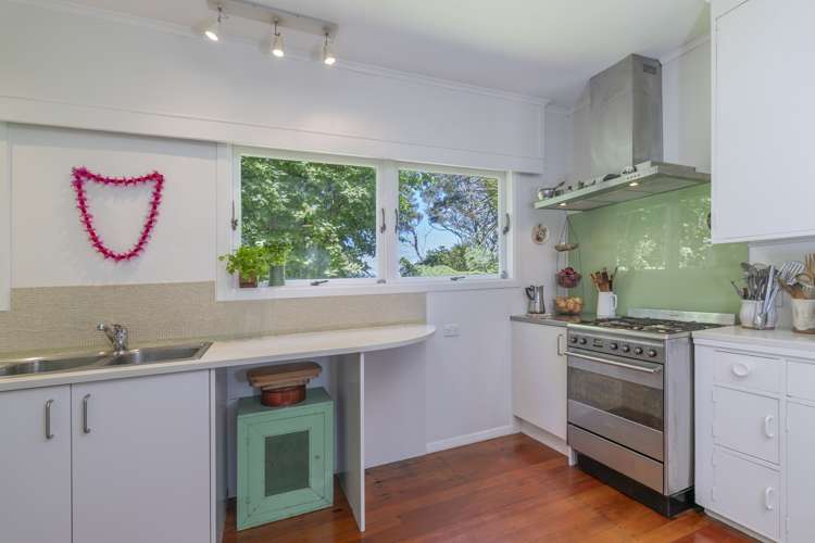 1 Rangiwai Road Titirangi_17