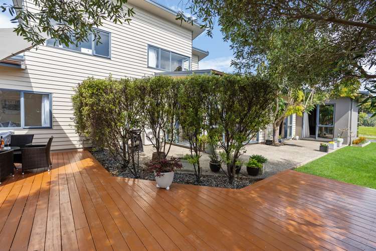 33 Pine Harbour Parade Beachlands_16