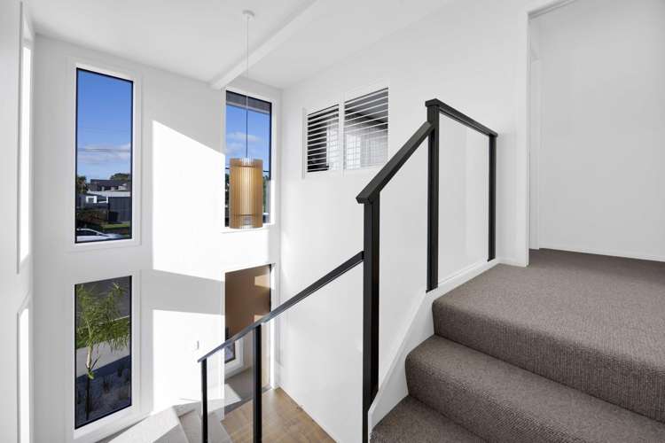 10 and 10A Eliot Street New Plymouth_24