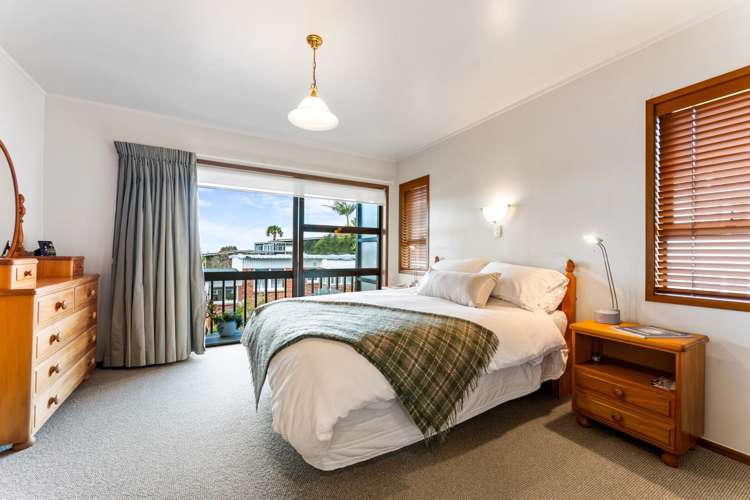 2/9 Newhaven Terrace Mairangi Bay_13