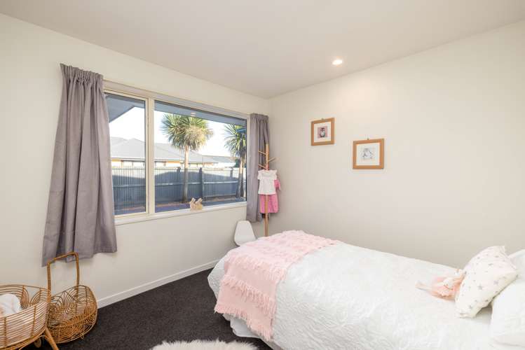 22a Lenton Street Aranui_9