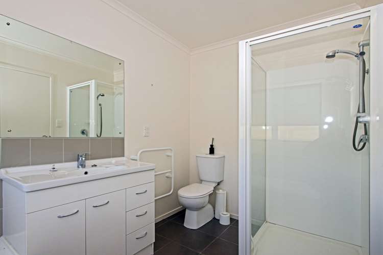 40a Harold Holt Avenue Onekawa_6