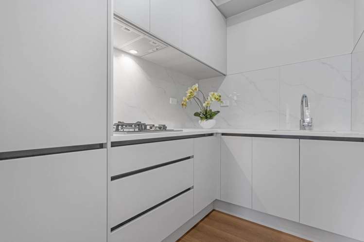 63 Koromeke Street Flat Bush_8
