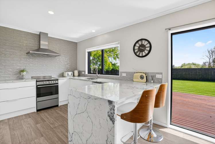 23 Raabia Close, Parakai Helensville_9