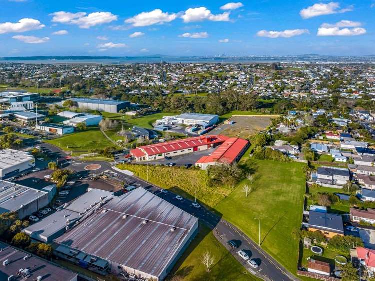 36 Waipareira Avenue Henderson_5