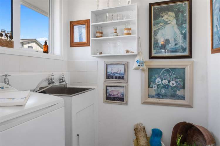 53 Maces Road Bromley_8