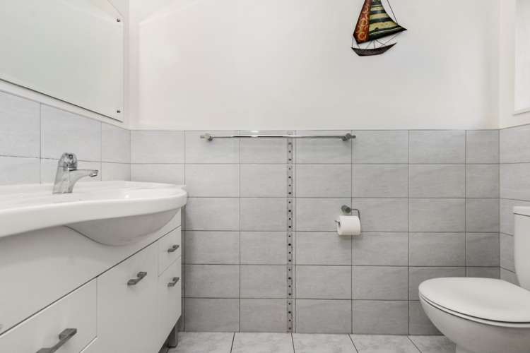 1a Gardner Avenue New Lynn_16