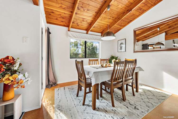 2/19a Woodvale Road Glen Eden_4