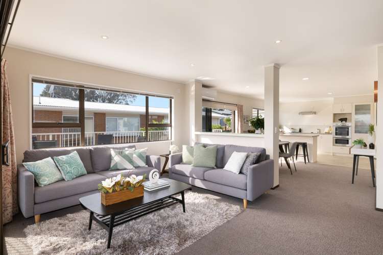 5 Matua Road Matua_7