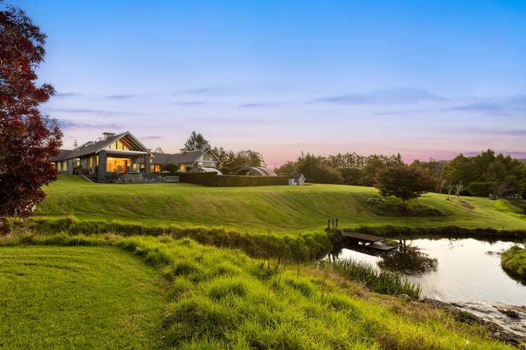 878 Ridge Road Riverhead_21