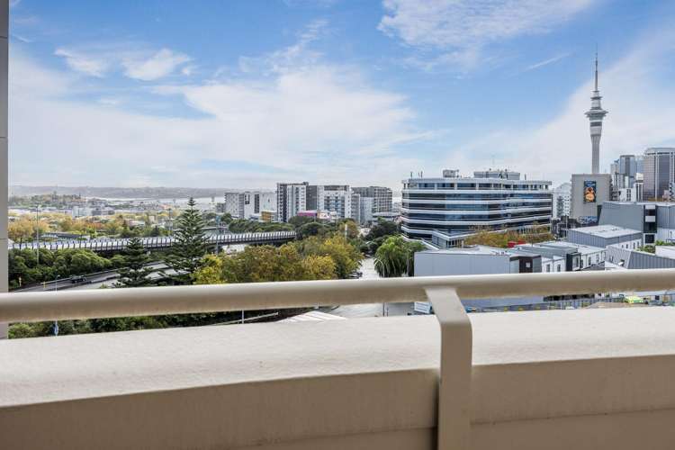 6E/22 Beresford Square Auckland Central_13