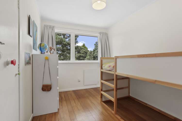 30 Rimutaka Place Titirangi_12